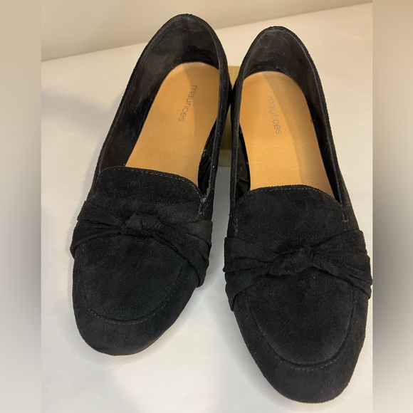 Maurice’s flat slip-on shoes - Picture 2 of 4